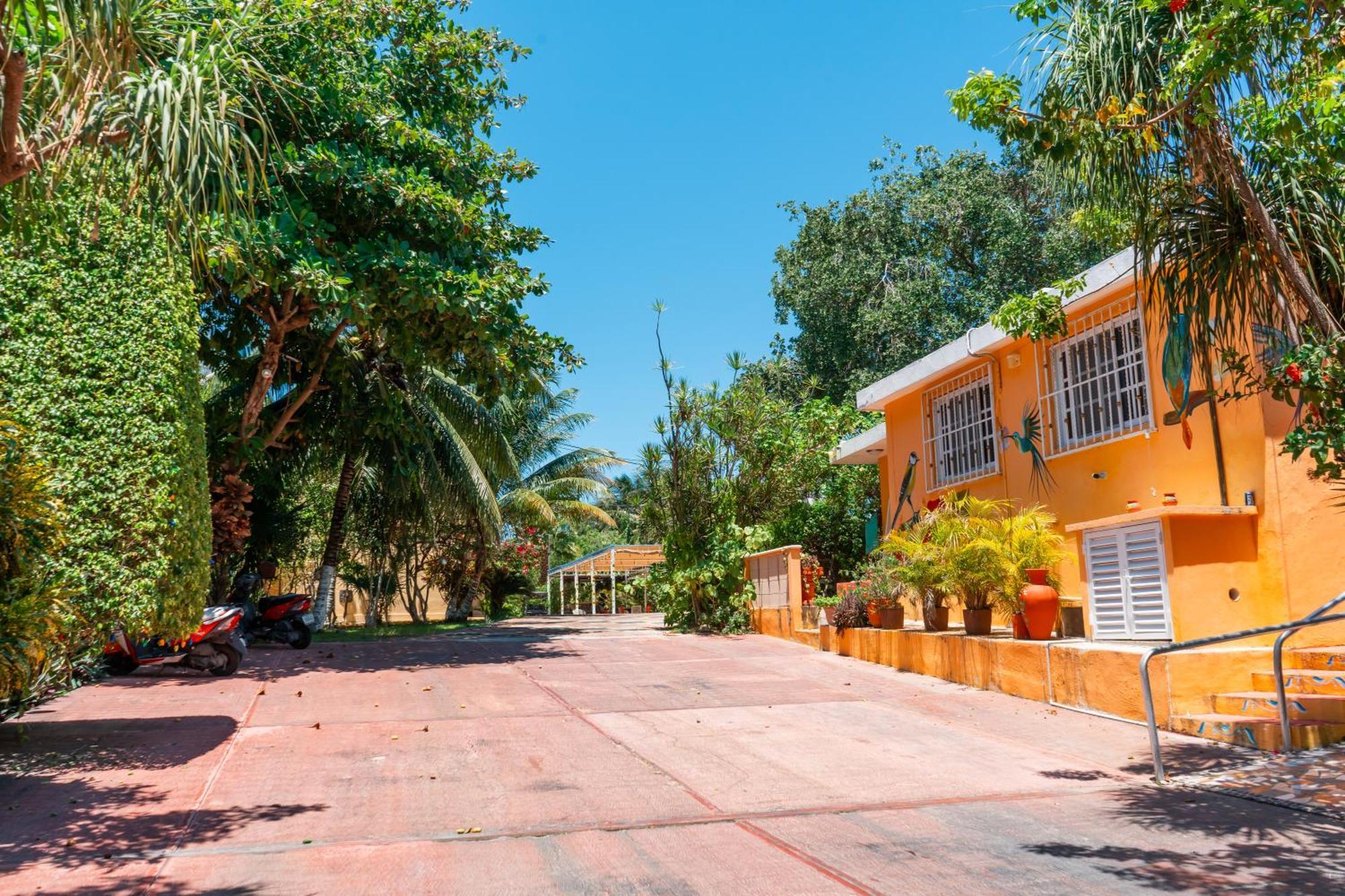 Villa Pajaros Isla Mujeres Exterior photo